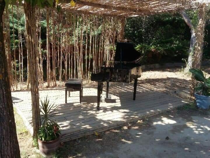 Chambres Tomate, Dans Maison Avec Petit Escalier Et Stanna, A 6Km Du Festival De Piano De La Roque D'Antheron Rognes Dış mekan fotoğraf