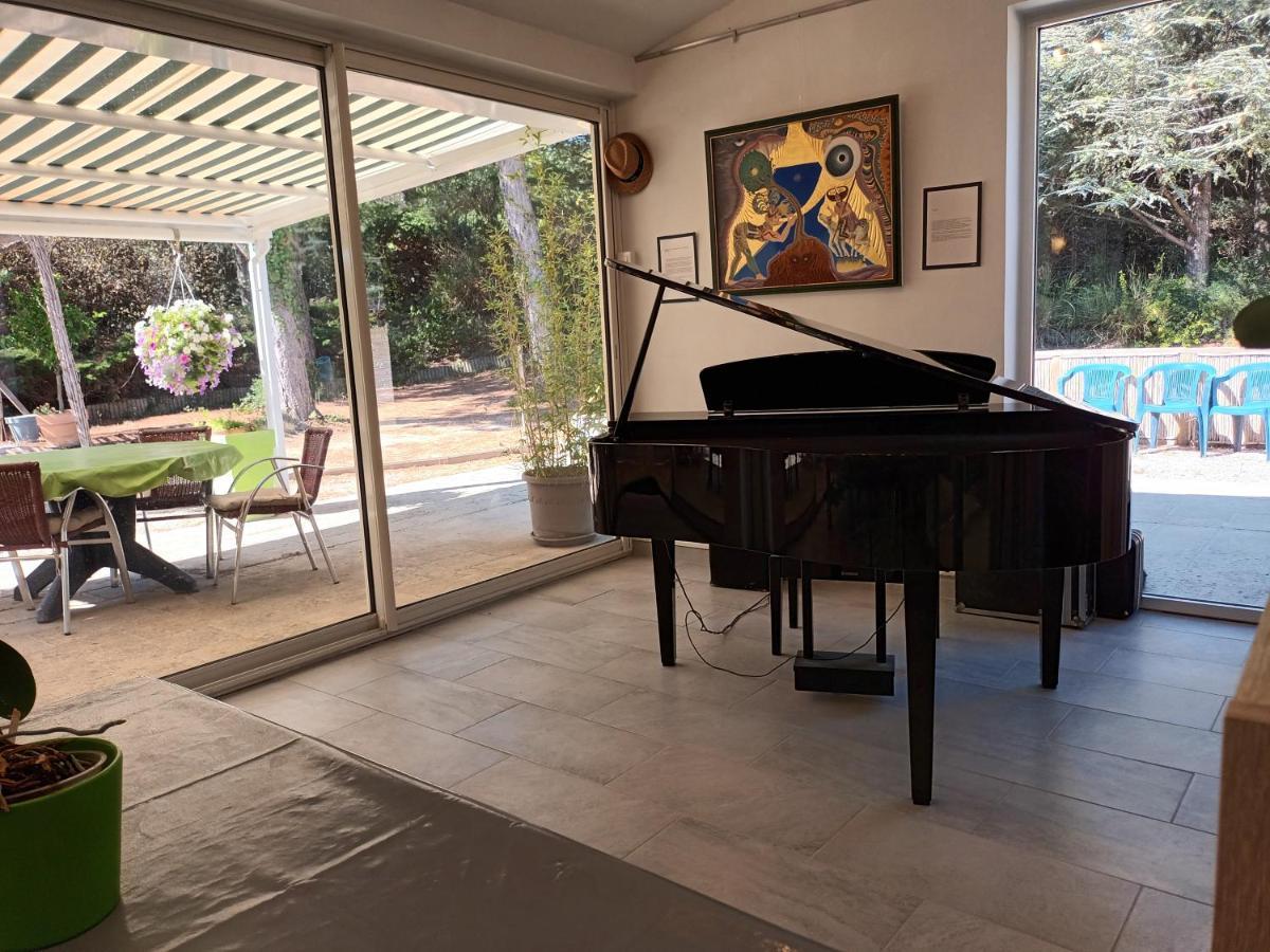 Chambres Tomate, Dans Maison Avec Petit Escalier Et Stanna, A 6Km Du Festival De Piano De La Roque D'Antheron Rognes Dış mekan fotoğraf